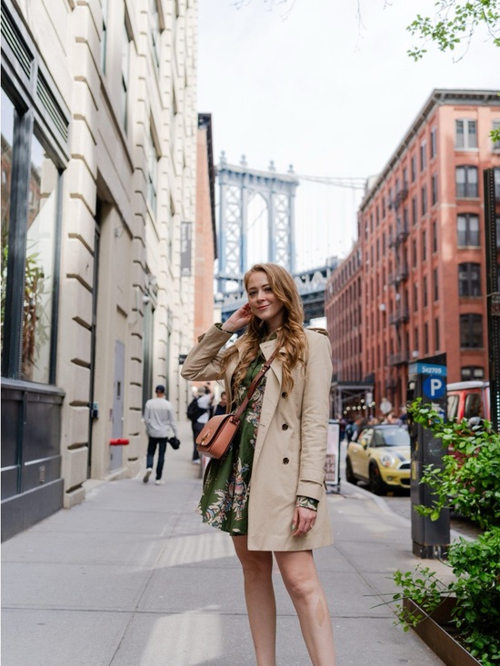 Jackets & Blazers - Beige Banana Republic Trench Coat - Classic Women's Coat